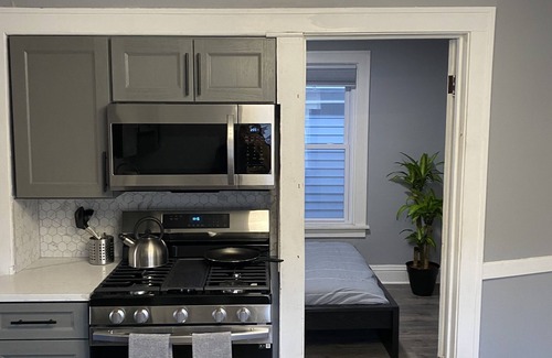 Brighton Park Appartement | Luxurious 3Br with parking on premises 🌔