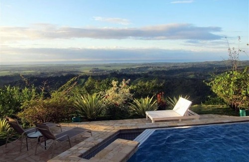 Manuel Antonio Villa | Luxueux domaine de montagne écologique de 4 chambres avec une vue magnifique sur l'océan