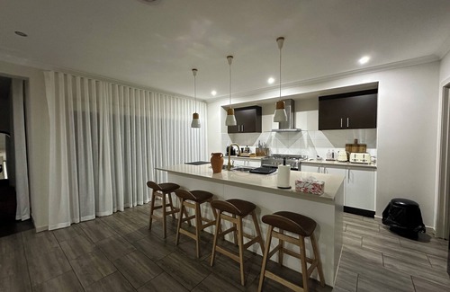 Truganina Maison | Luxurious 4 Bedroom Home in Prime Location