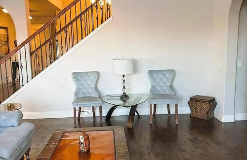 Lavon Villa | Luxurious 4br 3 baths office game room - 85 inch TV - Close to fishing boating and outdoors activities