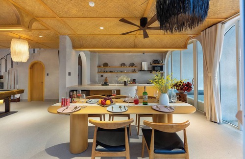 Cam Chau Villa | Luxurious 7-bedroom villa with Rice Field View