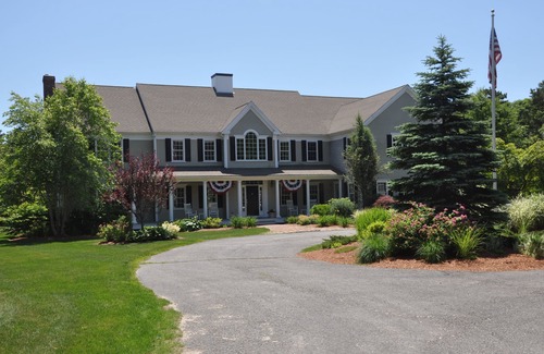West Barnstable Maison | Incroyable 4 Home Pool Estate Accueil, Court de tennis éclairé, de nombreux équipements!