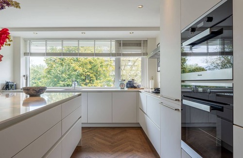 Amsterdam South Appartement | Luxurious and bright 4-room apartment