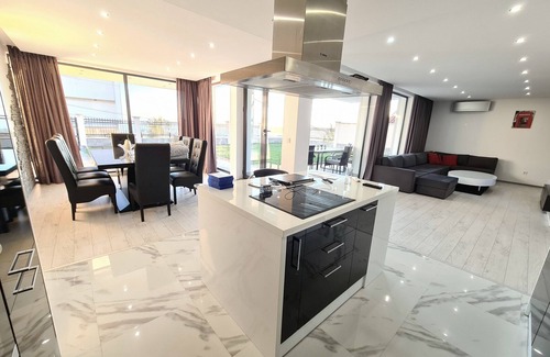 Osenovo Villa | Luxurious and stylish house by the sea.