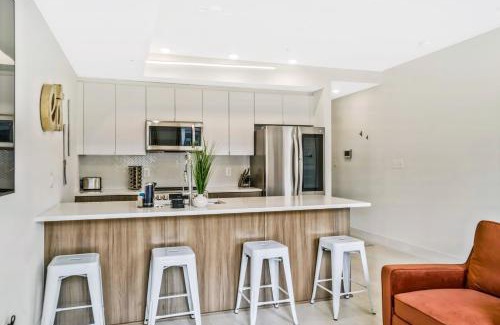 Petworth Appartement | Luxurious and stylish 2 bedroom 2 bathroom suite