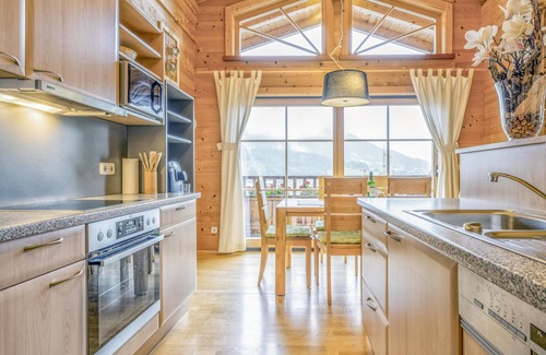 Brixen im Thale Appartement | Logement boisé avec hammam et grandes chambres