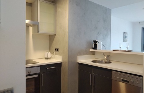 Almadraba-Canyelles Appartement | Appartement luxueux en face de la plage, piscine, parking et vues spectaculaires