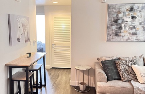 Glendale Appartement | Luxurious Apartment/Resort Style/King Bed/Glendale
