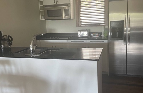 Freetown Villa | Luxurious Bay View One Bed luxury Villa