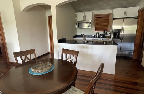 Freetown Villa | Luxurious Bay View One Bed luxury Villa