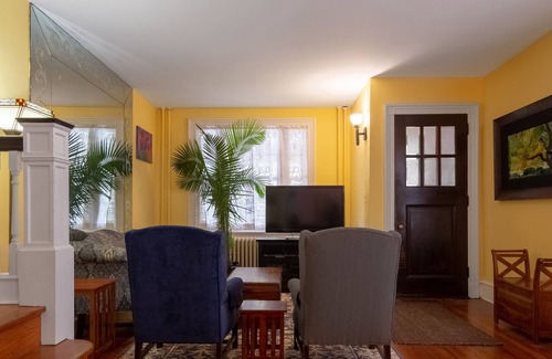 Melrose Maison | Luxueux Bungalow Jewel, riche en commodités, à proximité des attractions du centre-ville