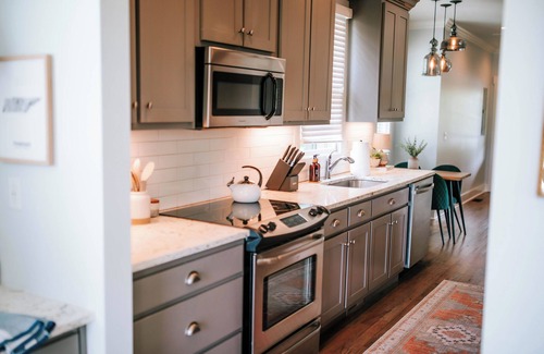 Jasper Cabine | Luxurious Cabin in Jasper Highlands - Blackberry