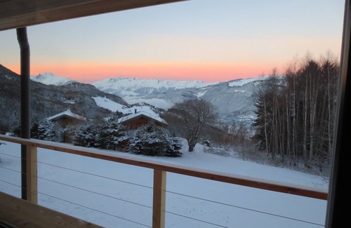 Aime Chalet De Ski | Luxueux Chalet rénové (250m2, 4*, sauna) pied des pistes La Plagne, superbe vue.