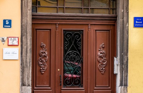 Rijeka Appartement | Luxurious City Centre Apartment Bella Fiume 1