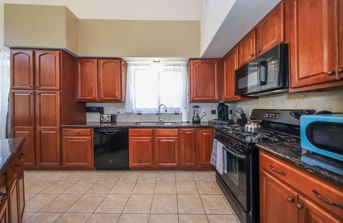 Tucson Maison | Luxurious, Clean&Comfy|King Bed|Garage|AC|PetsOk