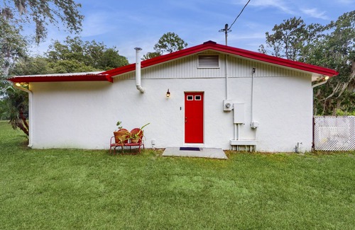 Umatilla Maison | Luxurious Comfort Meets Peaceful Countryside in Umatilla