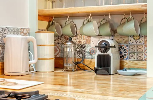 Litton Cottage | Luxurious Cosy Cottage in Stunning Peak District Village Tideswell