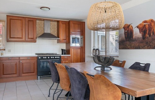 Grolloo Maison | Luxurious country house with whirlpool, sauna and private swimming pool