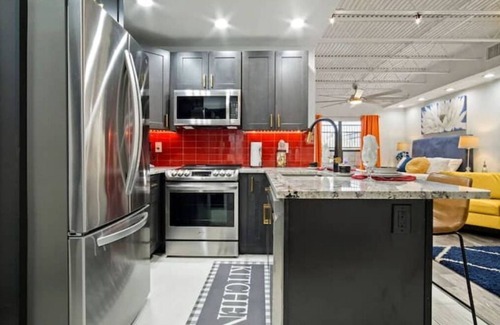 Midtown Copropriété | Luxurious Downtown OKC Studio!