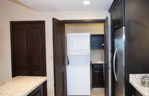 Boca de Tomatlan Station Balnéaire | Luxurious Family friendly 2-BR Beach Suite w/hot tub. Stunning views of Nature.