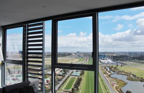 Flemington Appartement | Luxurious Flemington with Stunning Racecourse View