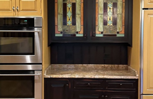 Allentown Maison | Luxurious, Historic Queen City Mansion in the West End of Allentown Sleeps 16!!!