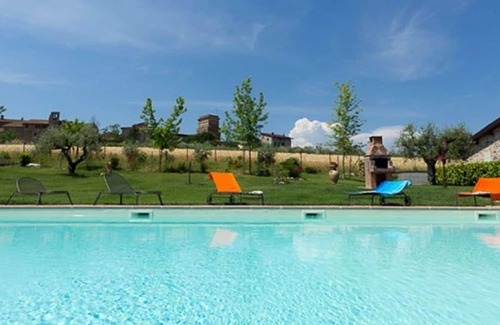 Marsciano Maison | Luxurious Holiday Home in Marsciano with Swimming Pool