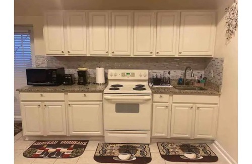 Neabsco Appartement | Luxurious Home Away From Home
