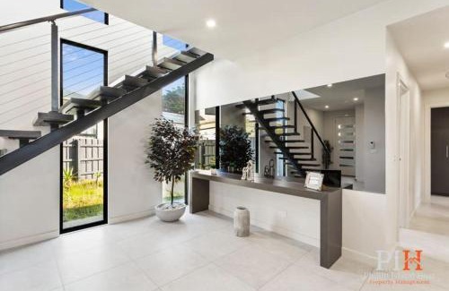 Sunderland Bay Maison | Luxurious Home Close to The Beach
