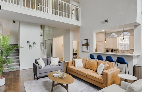 Mesquite Maison | Luxurious Home with Cinema Room and Private POOL!