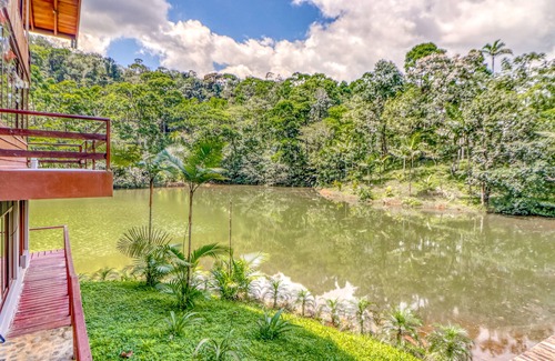 Penas Blancas Maison | Luxurious lakefront Designer Villa in a Private Reserve - near Arenal Volcano!