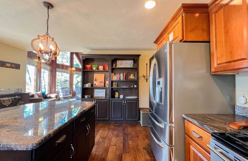 Wolfeboro Maison | Luxurious Lakehouse - Firepit with beautiful sunsets+ Central Air + Private Dock