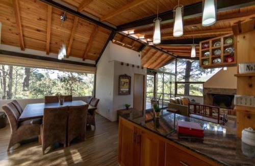 Otumba Appartement | Luxurious & Modern Cabin in the Woods with Jacuzzi - Valle 1