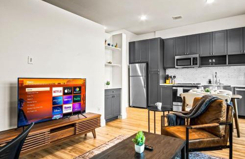 West Oak Hill Appartement | Luxurious New Unit 1Bd1Ba Pool, Golf Sim
