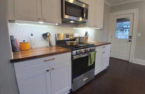 Kenton Maison | Luxurious newly remodeled historic home in Portlands Kenton neighborhood