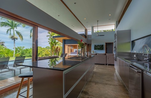 Ballena Maison | Piscine, A / C, vue sur la mer, romantique et opulent, à 15 min des plages / restaurants / visites