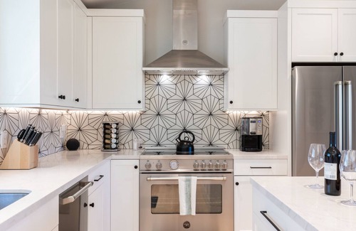 Graton Maison | Luxurious Retreat In The Vineyards Green Valley Oasis