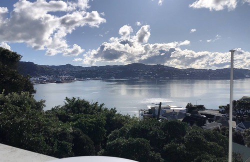 Wellington Appartement | Studio luxueux et privé au-dessus d'Oriental Bay, près de la plage, de la ville et des transports