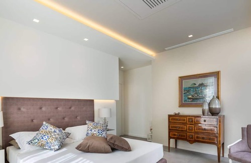 Scillichenti Villa | Luxurious sea front villa with private pool