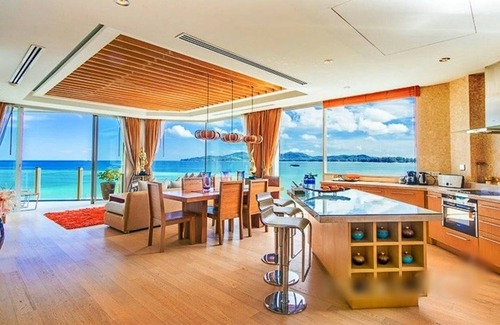 Cherngtalay Appartement | Luxurious Seafront 2 brm Penthouse with Spectacular views / unique design