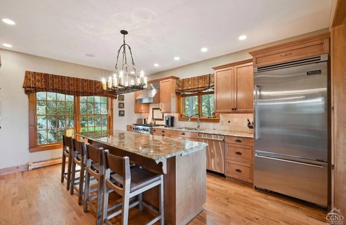 Windham Cabine | LUXURIOUS & SERENE SKI-IN/ SKI-OUT "Winterfell" LODGE
