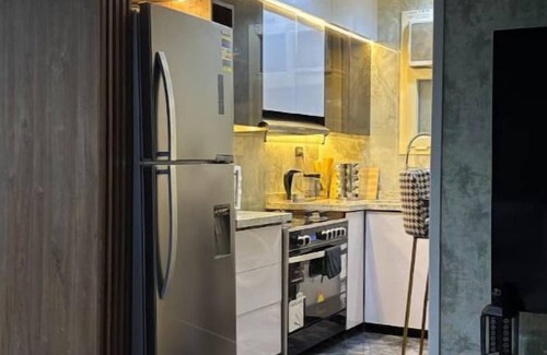 Warraq al Arab Appartement | Luxurious Stylish 2Bdr Residence in Kattameya