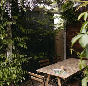 Bendigo Maison | Luxurious terrace home in heart of town