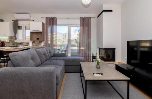 Alexandroupoli Appartement | Luxurious Tsimiski 2nd Floor
