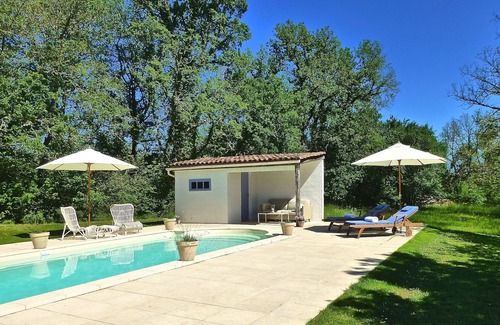 Montgesty Maison | Luxueux gîte de 2 chambres avec piscine privée. La Vigne Vierge Gite de Charme