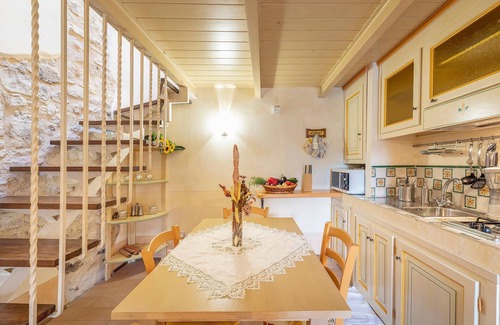 Scheggino Appartement | 2 chambres hébergement à Scheggino