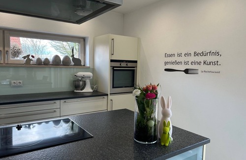 Riedenburg Appartement | Luxurious vacation home (200sqm) on the edge of the forest with sauna and terrace