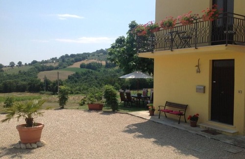 Villa Celiera Appartement | Luxurious vacation apartment with pool in the Gran Sasso National Park