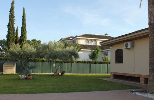 Montequinto Chalet De Ski | Villa de luxe. Piscine privée et courts de tennis. Métro