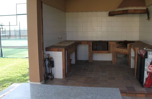 Montequinto Chalet De Ski | Villa de luxe. Piscine privée et courts de tennis. Métro